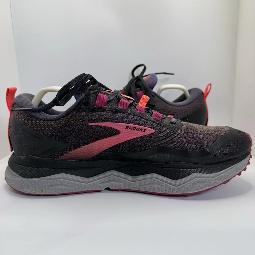 Brooks Caldera 5 Women's Size 9.5 B Trail‎ Running Shoes Black 1203411B020